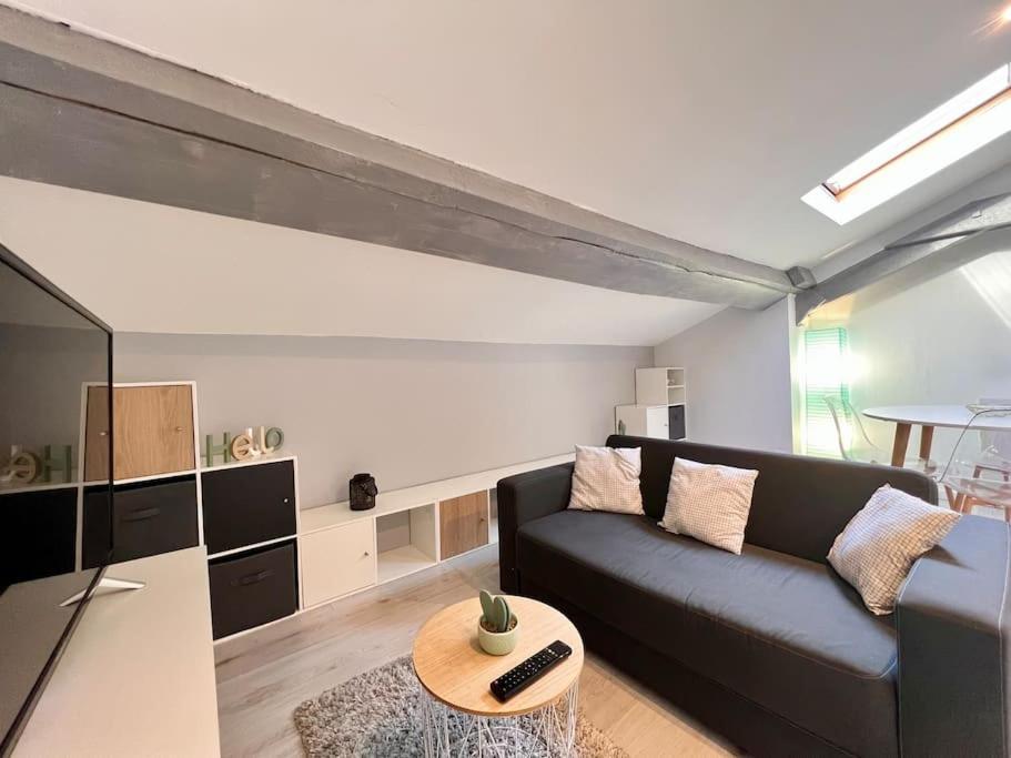Apartment Le Clos Chassaing N5-wifi-centre Ville-climatisation Périgueux